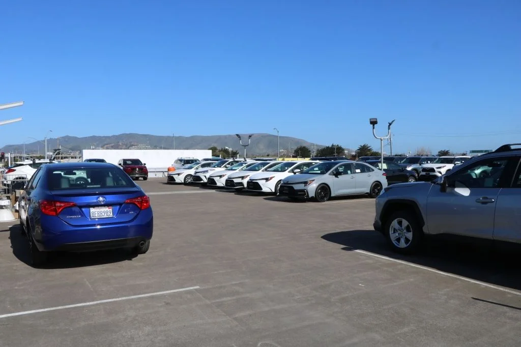 Used 2024 Gray Nissan S image 41