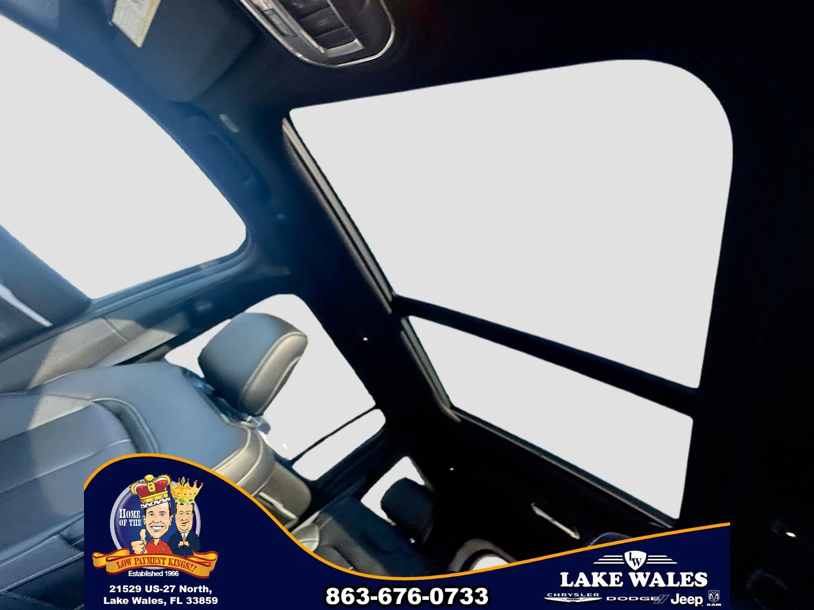 New 2026 Bright White Clear-Coat Exterior Paint Jeep Limited image 21