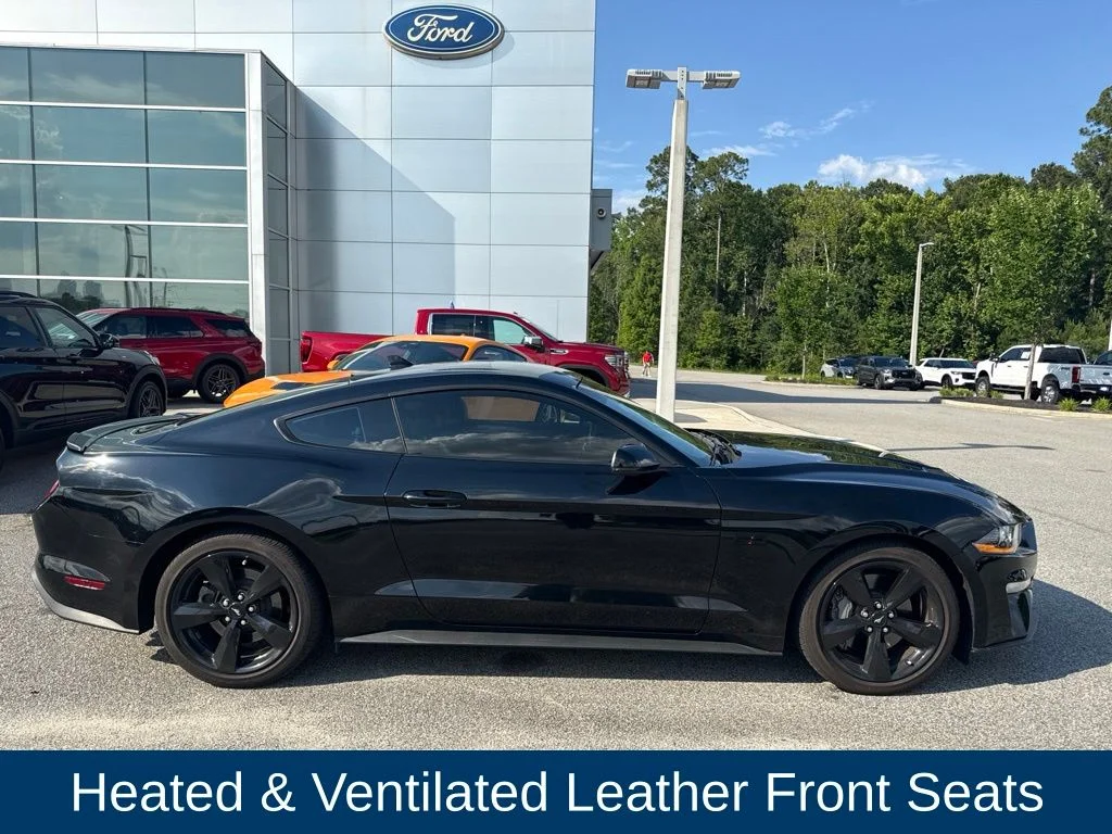 Certified Used 2022 Shadow Black Ford GT Premium image 2