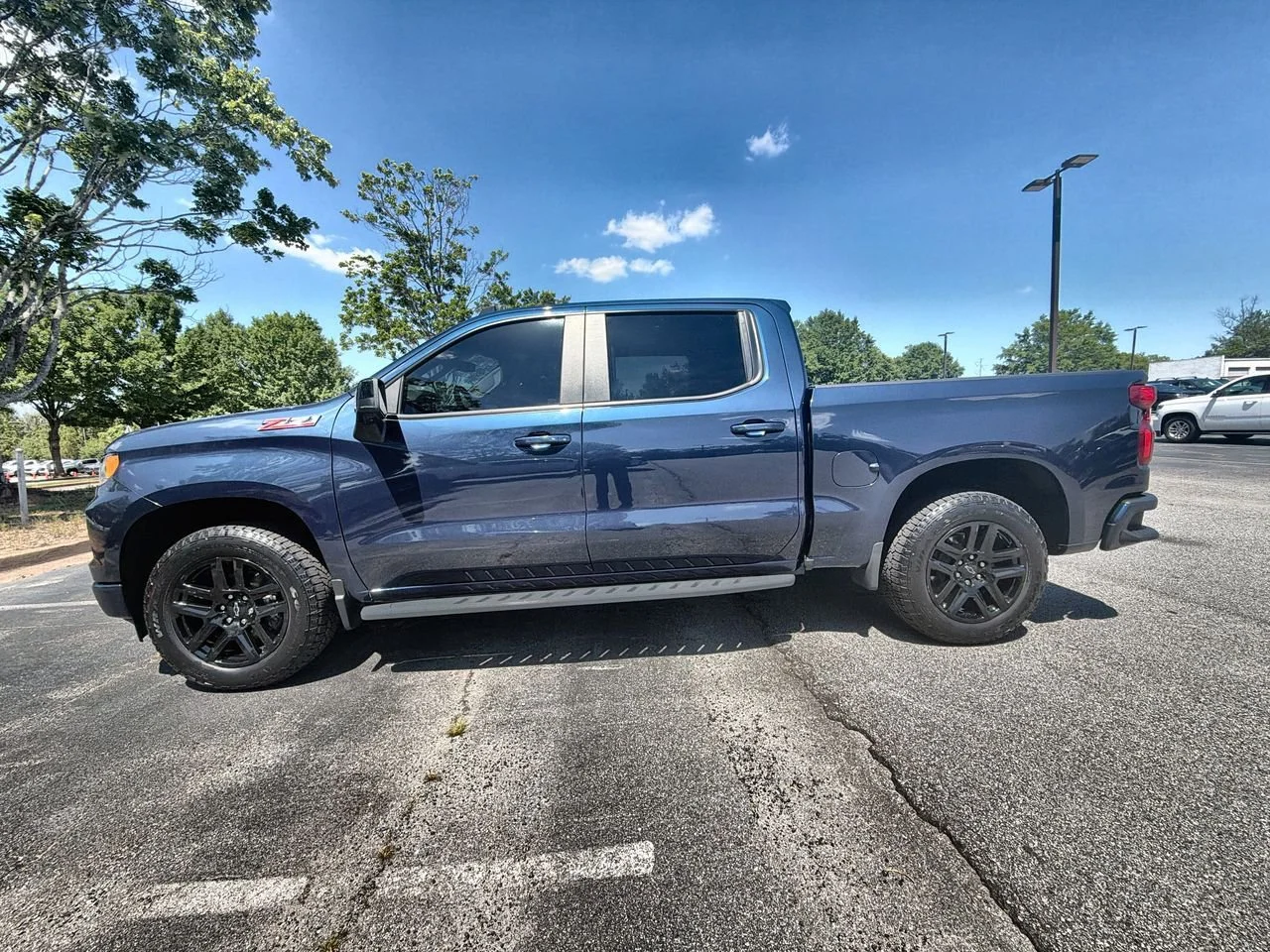 Used 2023 Northsky Blue Metallic Chevrolet RST image 5