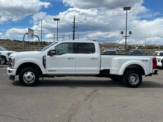 Used 2024 White Ford Limited image 2