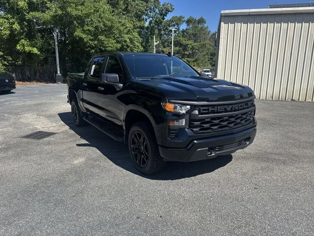Used 2023 Black Chevrolet Custom Trail Boss image 3