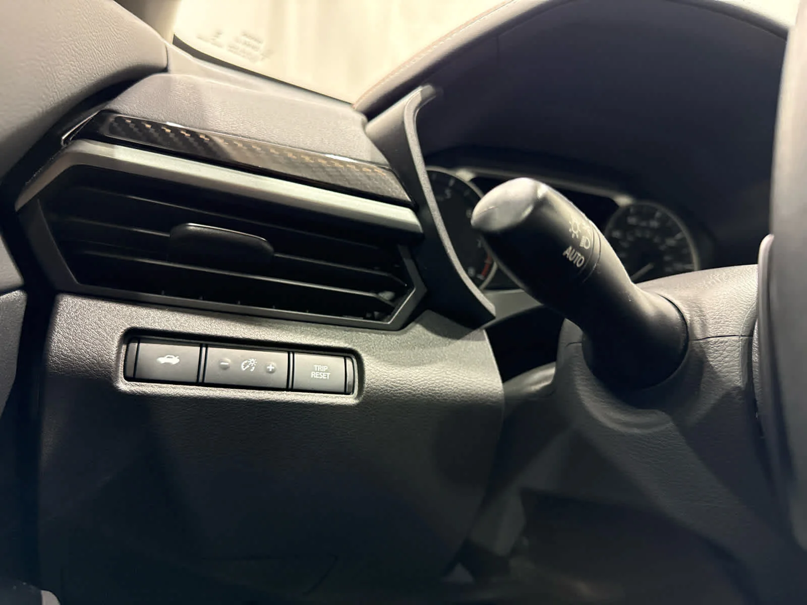 Used 2024 Gray Nissan SR Intelligent AWD image 24