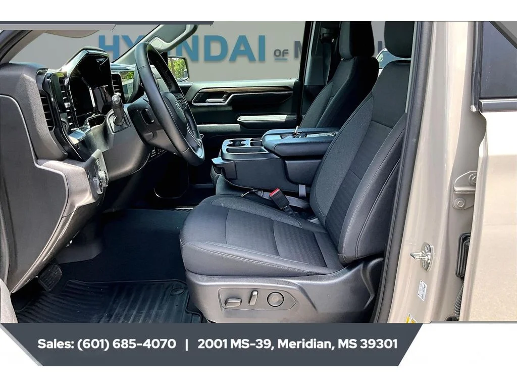Used 2026 WHITE SANDS Chevrolet RST image 18