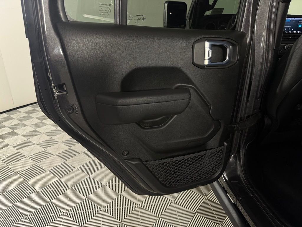 Certified Used 2025 Gray Jeep Rubicon image 28