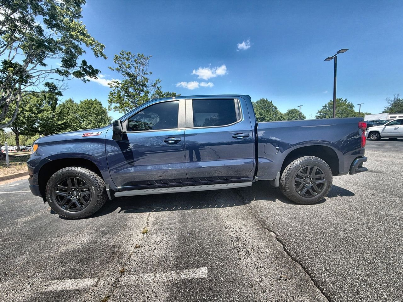 Used 2023 Northsky Blue Metallic Chevrolet RST image 5