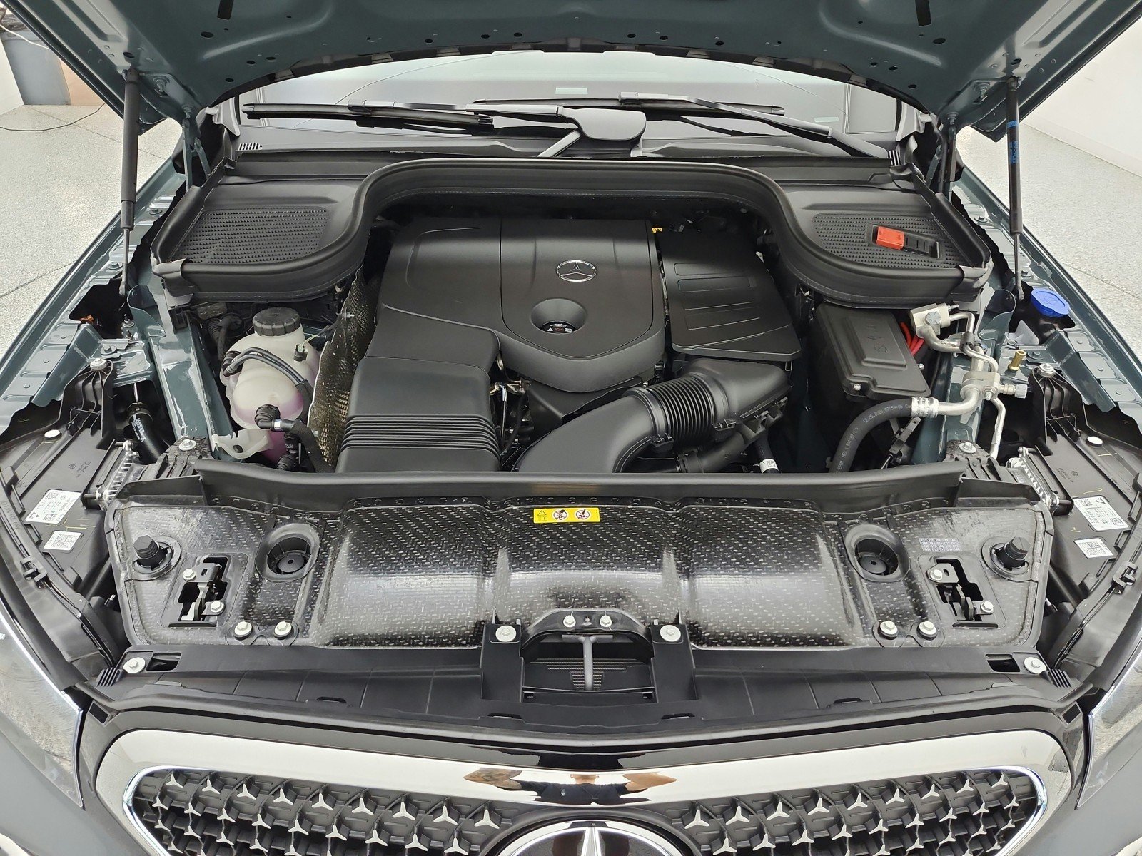 New 2027 Dark Petrol Mercedes-Benz GLE 350 4MATIC® SUV image 12