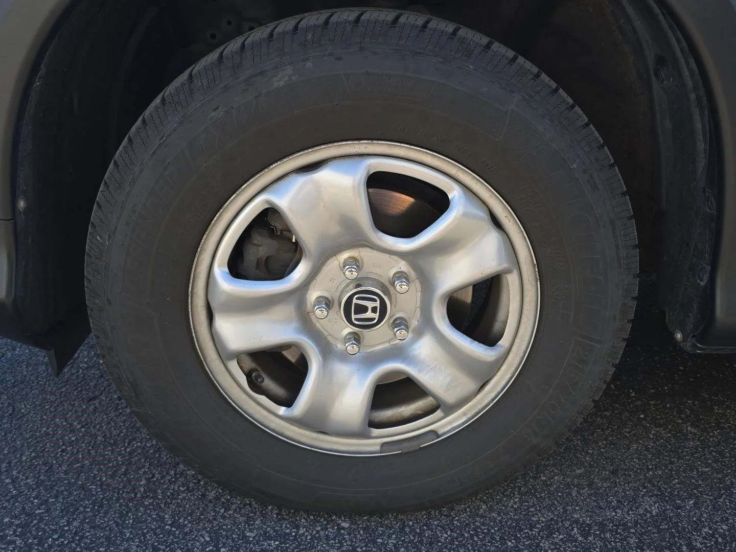 Used 2013 Urban Titanium Metallic Honda LX image 5