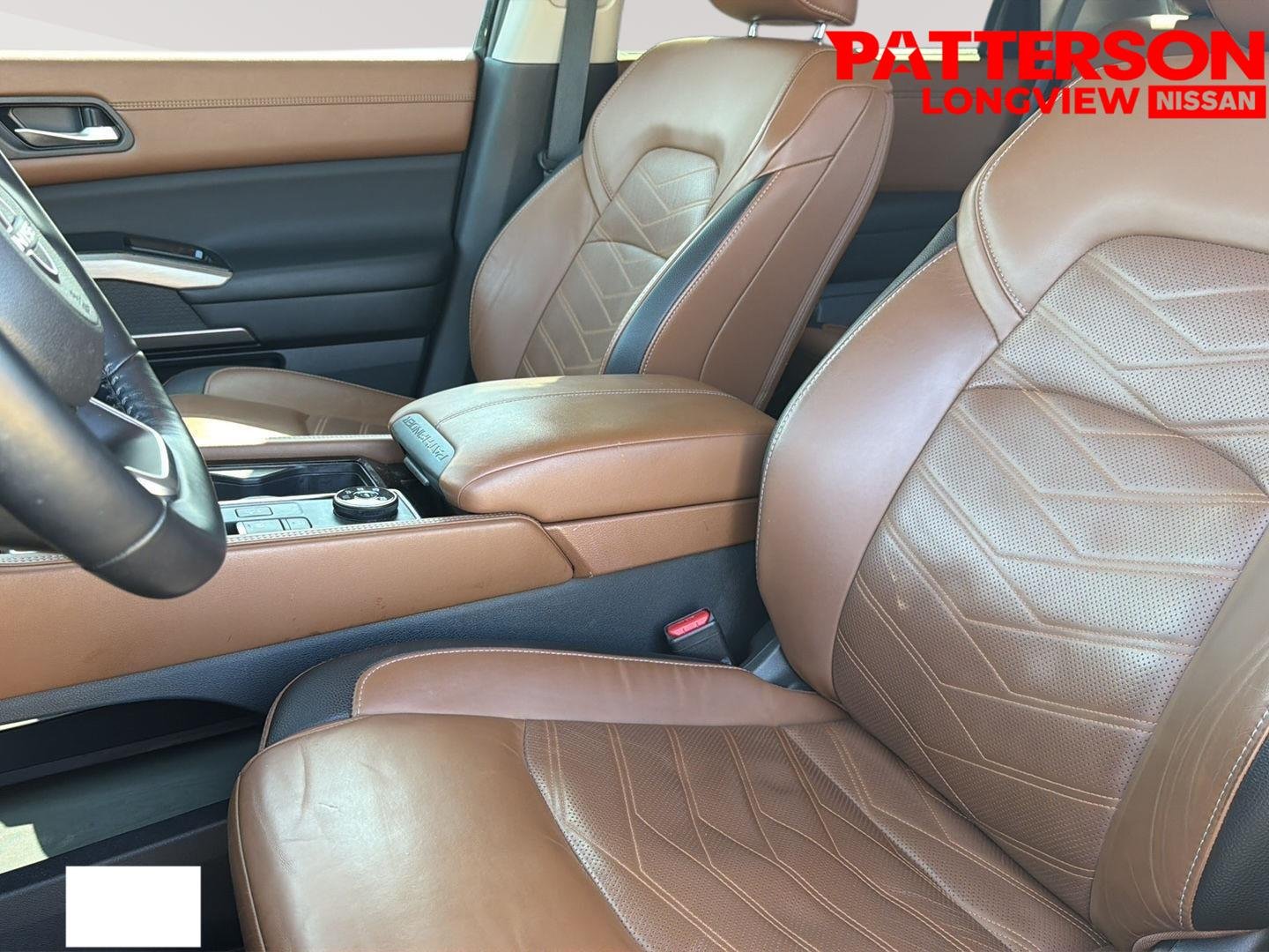 Used 2023 Obsidian Green Pearl Nissan Platinum image 21