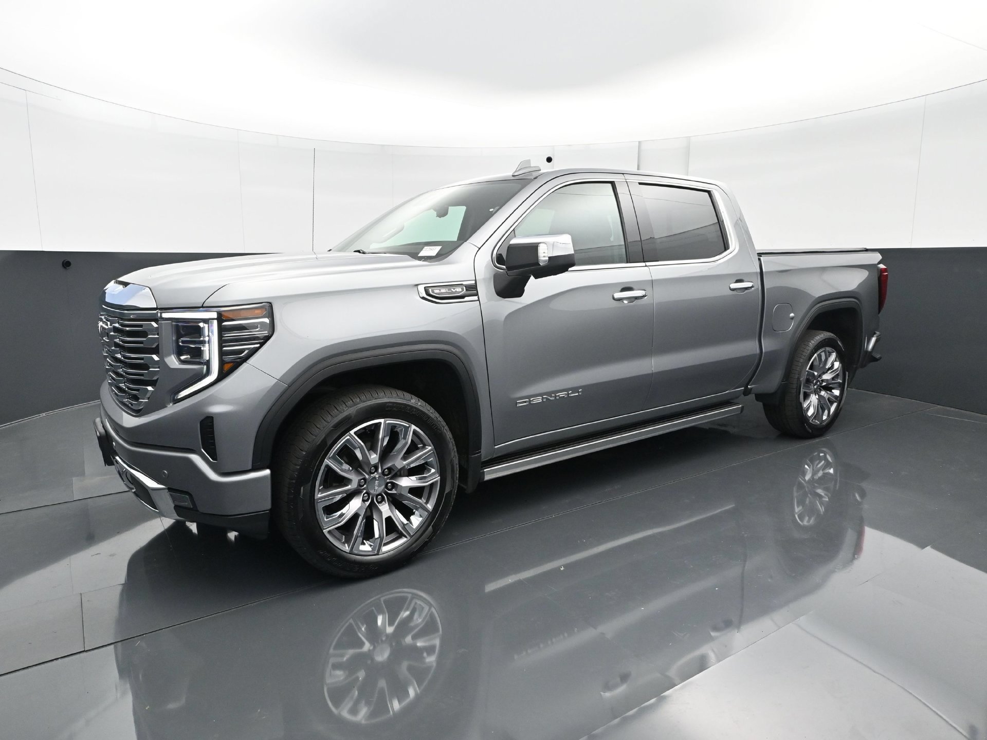 Used 2023 GMC Sierra 1500 Denali Denali with VIN 3GTUUGED9PG237666 for sale in White Bear Lake, Minnesota