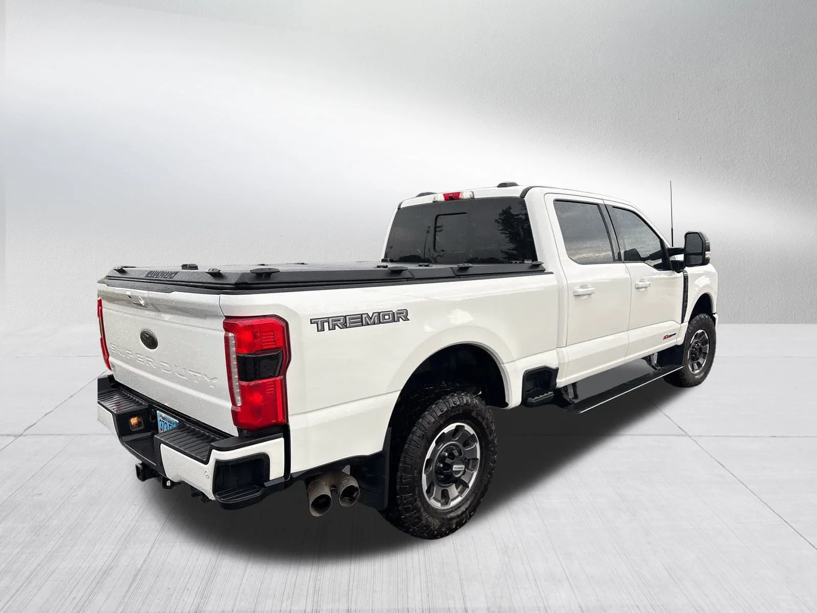 Used 2024 Star White Ford LARIAT image 6