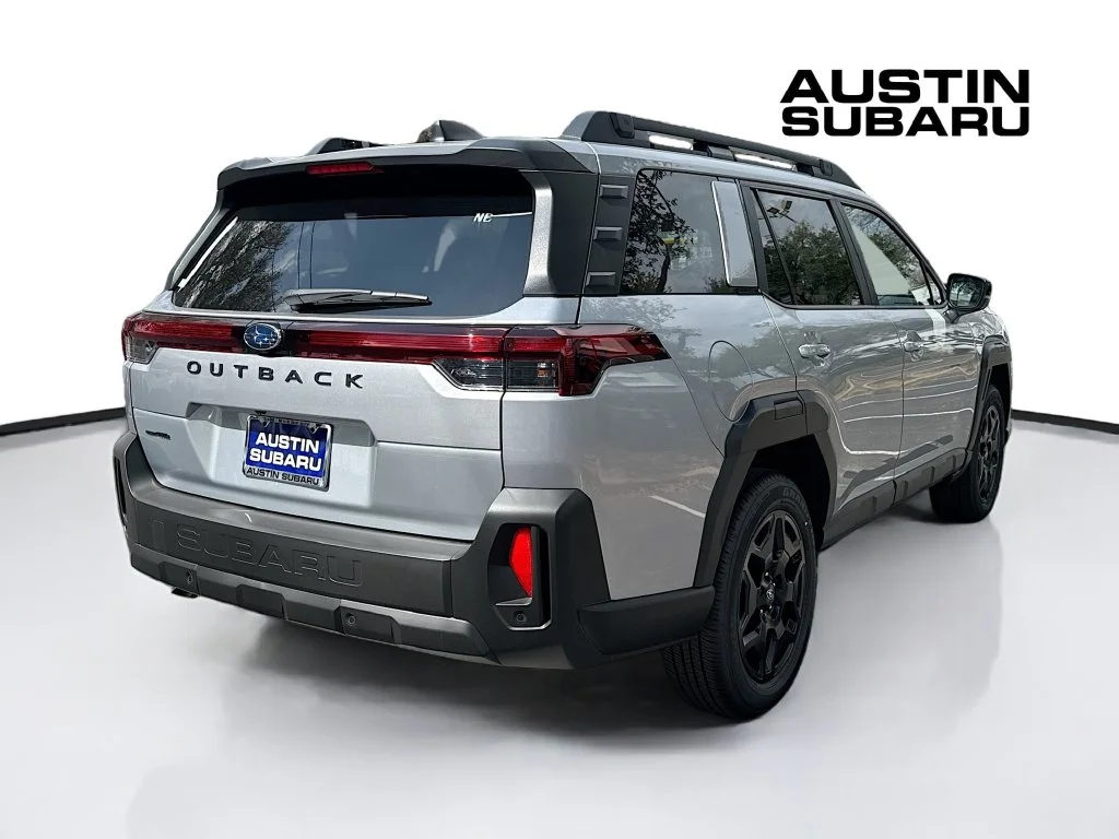 2026 Subaru Outback Limited - Photo 8