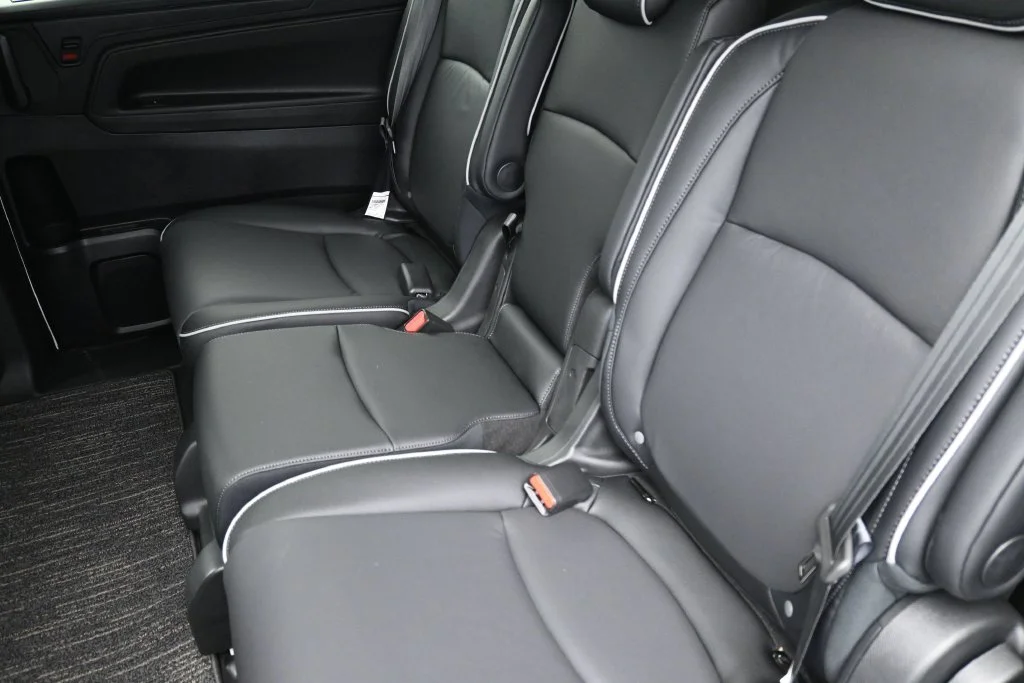 New 2027 Platinum White Pearl Honda Touring image 24