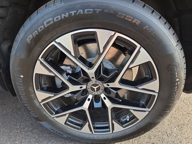 New 2025 Black Mercedes-Benz GLC350 image 28