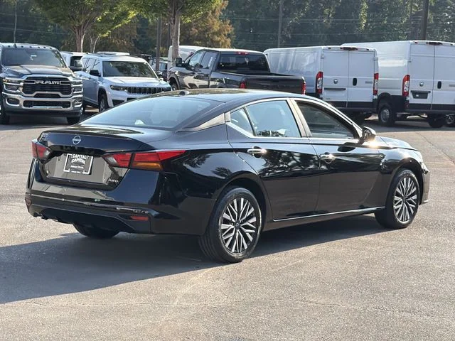 Used 2025 Black Nissan 2.5 SV image 12