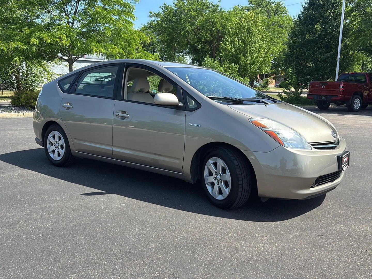 Used 2008 Driftwood Pearl Toyota Base image 8