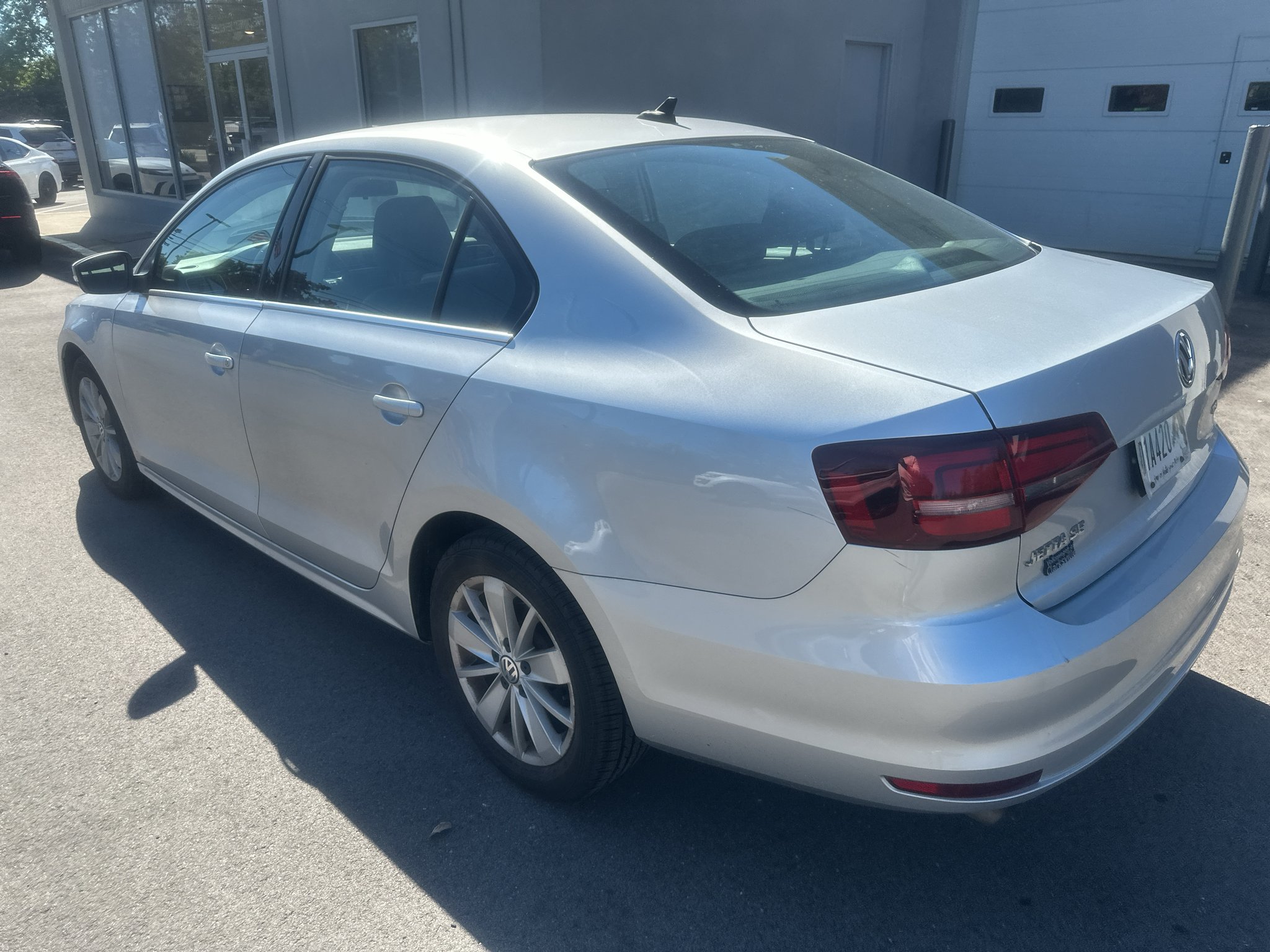 Used 2016 Reflex Silver Metallic Volkswagen 1.4T SE w/Connectivity image 5
