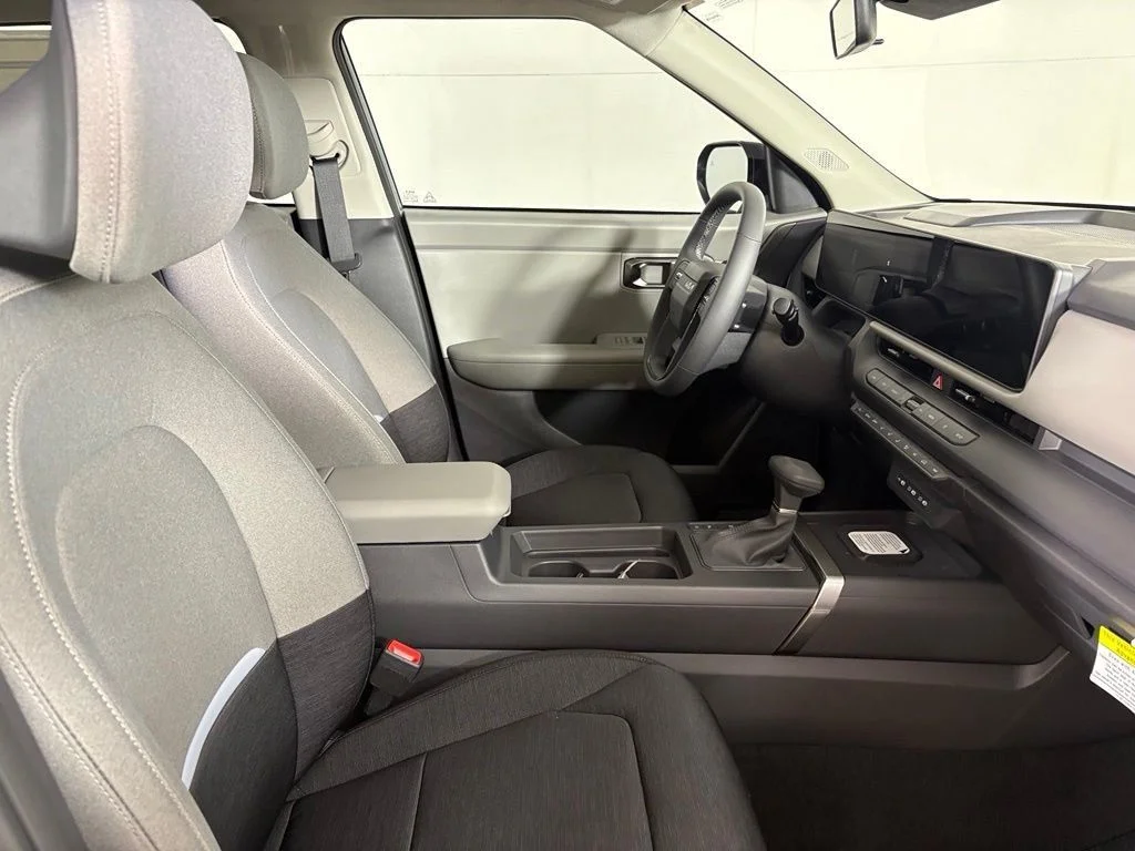 New 2027 Iceberg Green Kia S image 12