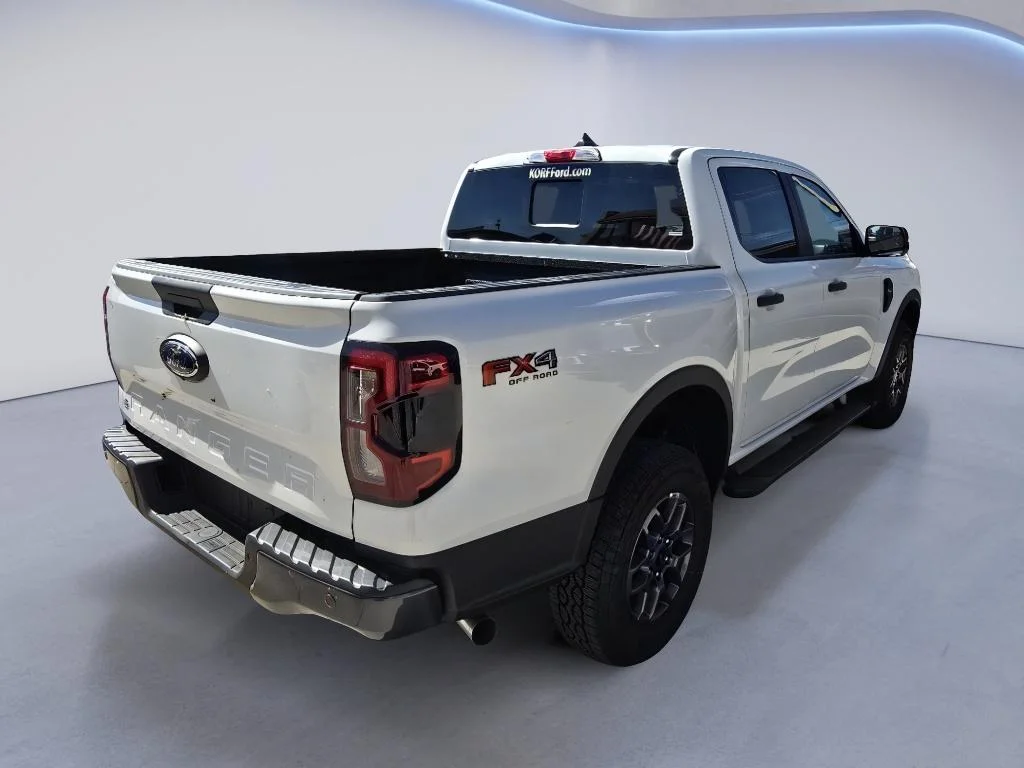 New 2026 White Ford XLT image 5