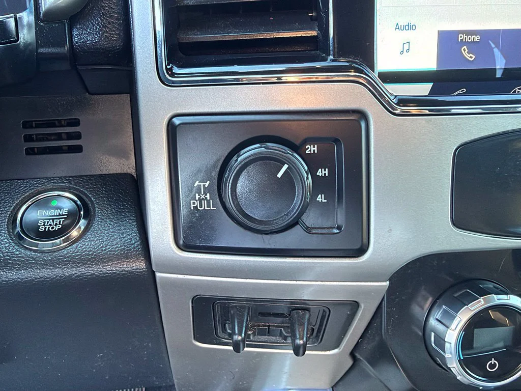 Used 2022 Black Ford Lariat image 29