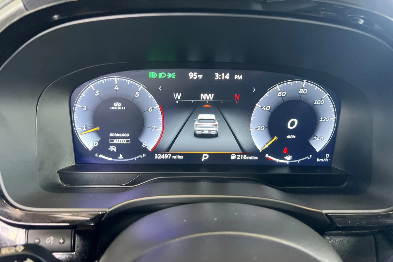 Used 2025 Gray INFINITI LUXE image 24