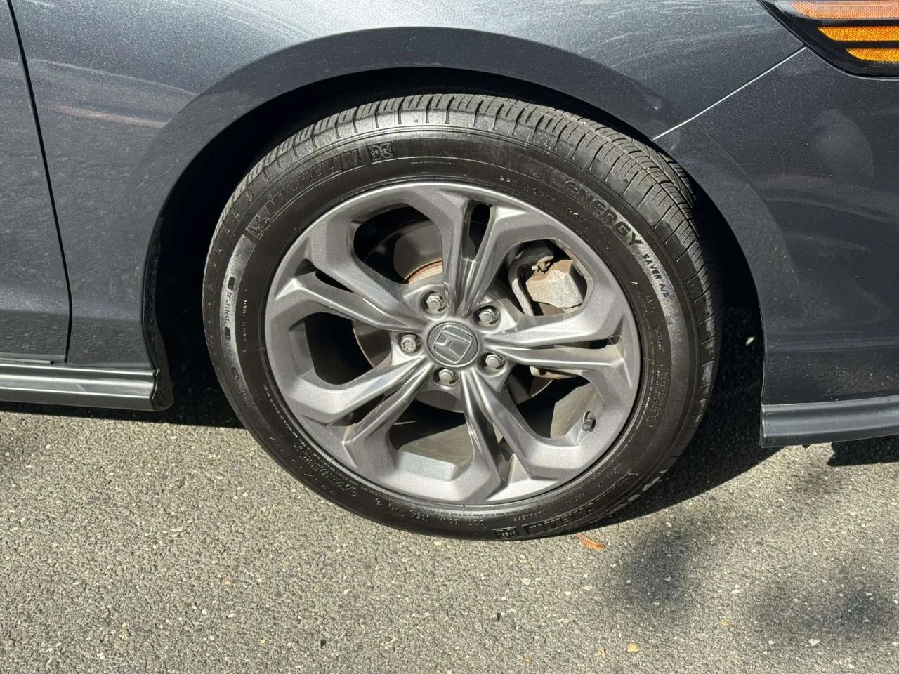 Used 2024 Meteorite Gray Metallic Honda EX image 10