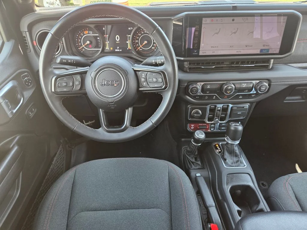 Used 2025 Black Jeep Rubicon image 20