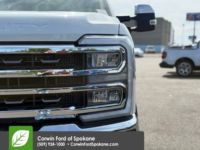 New 2026 Star White Metallic Tri-Coat Ford F-350® King Ranch® image 7