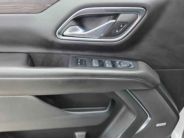 Certified Used 2024 Iridescent Pearl Tricoat Chevrolet Z71 image 19