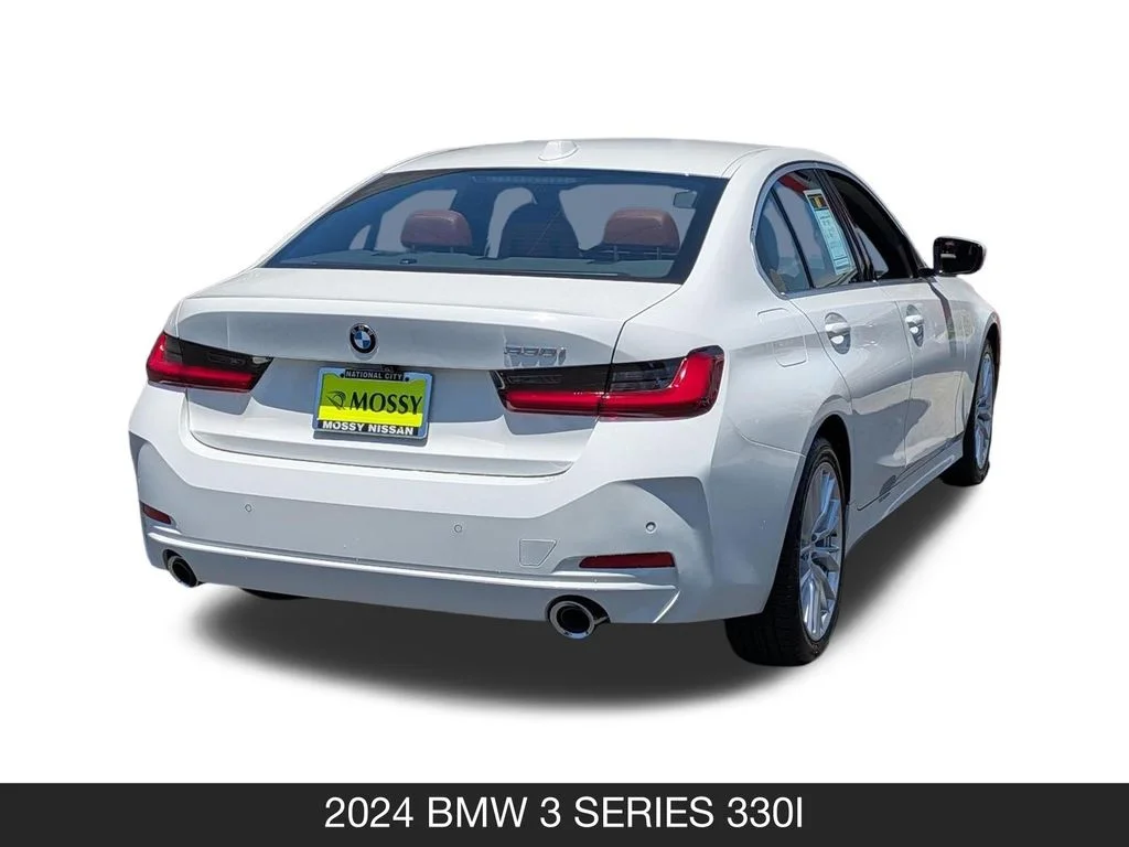 Used 2024 White BMW 330i image 8