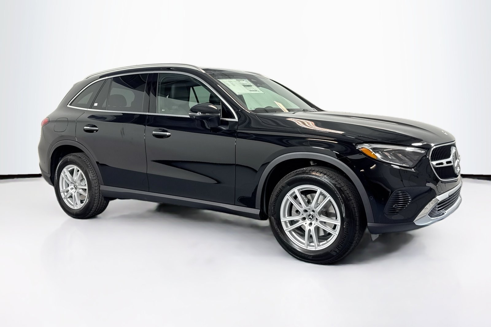 New 2026 Black Mercedes-Benz GLC 300 image 3