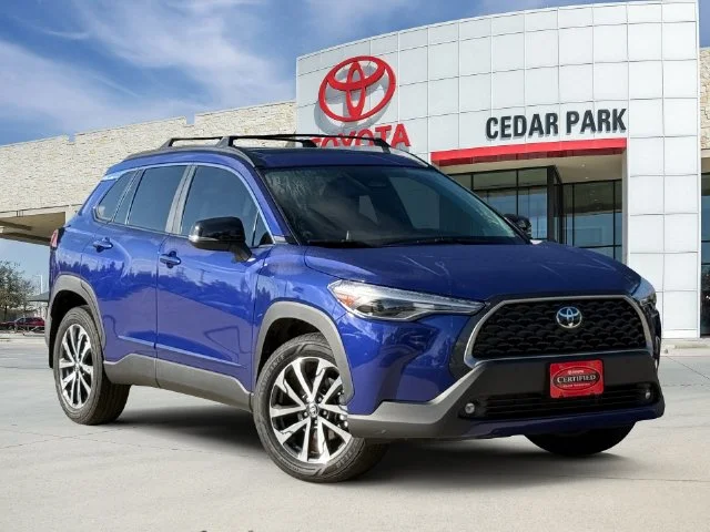 2025 Toyota Corolla Cross XLE