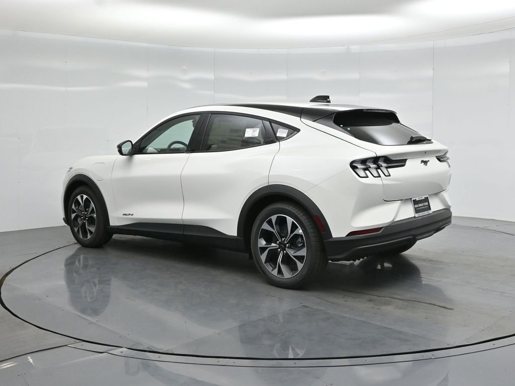 New 2026 Star White Metallic Tri-coat Ford Select image 6