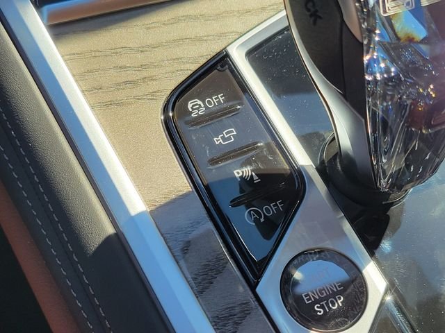 2026 BMW 8 Series 840i - Photo 25