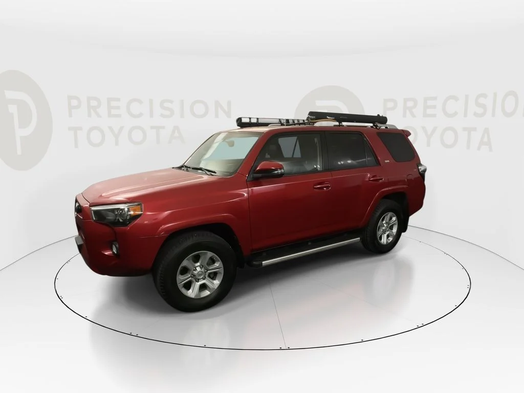Used 2016 Barcelona Red Metallic Toyota SR5 Premium image 10