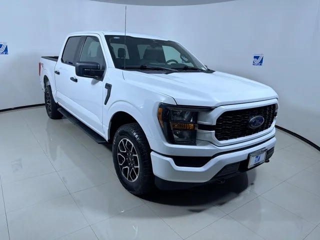 Used 2023 OXFORD WHITE Ford XL SuperCrew STX Package image 1