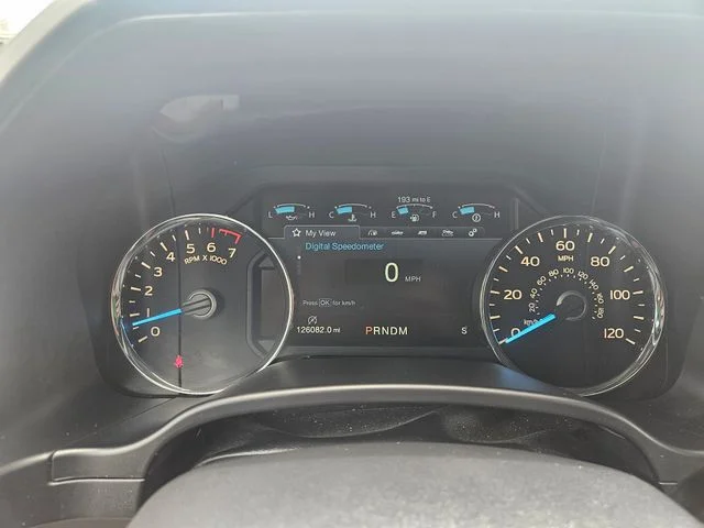 Used 2020 White Ford Lariat image 15