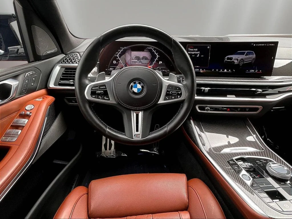 Used 2024 White Metallic BMW M60i image 8