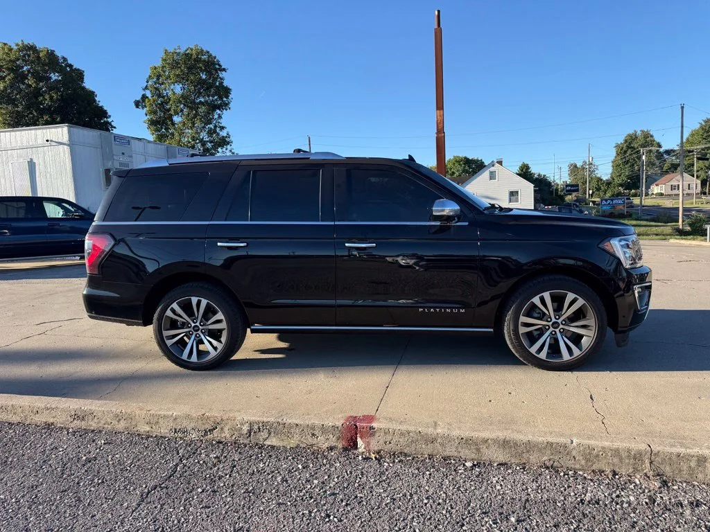 Used 2021 Black Ford Platinum image 5