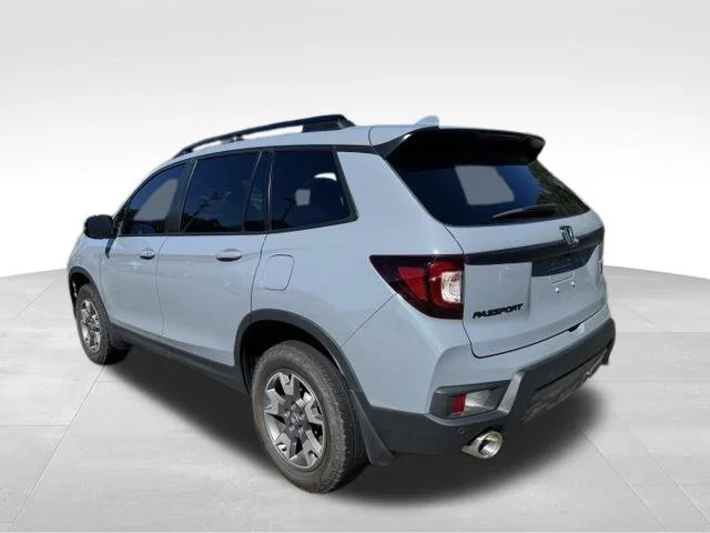 Used 2023 Gray Honda TrailSport image 5