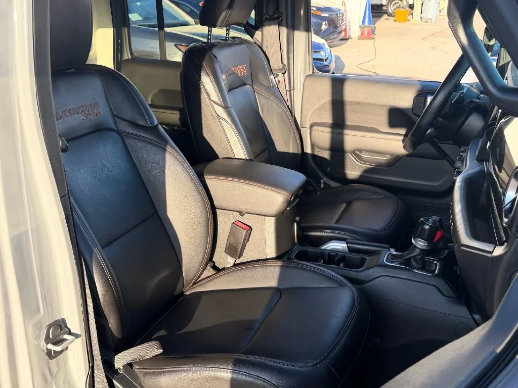 Used 2021 Gray Jeep Unlimited Rubicon 392 image 17