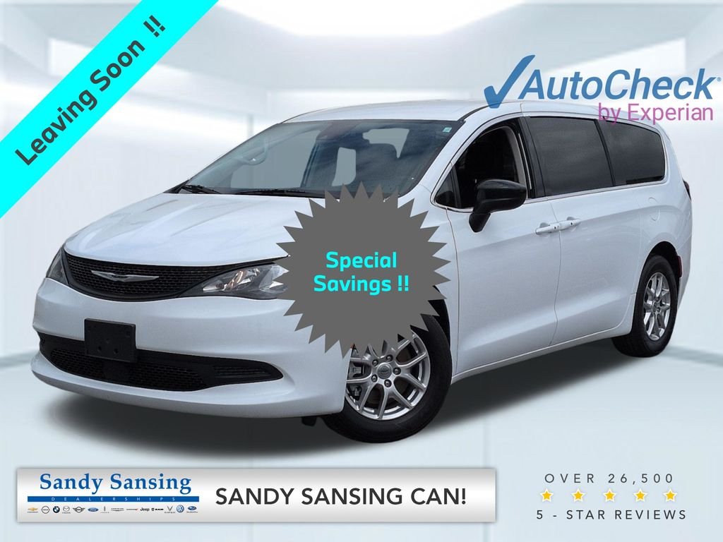 2024 Chrysler Voyager LX's photo