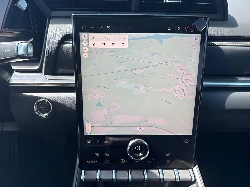 New 2027 Summit White GMC Elevation image 20