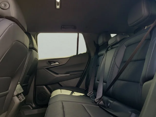 New 2027 Summit White Chevrolet LT image 14