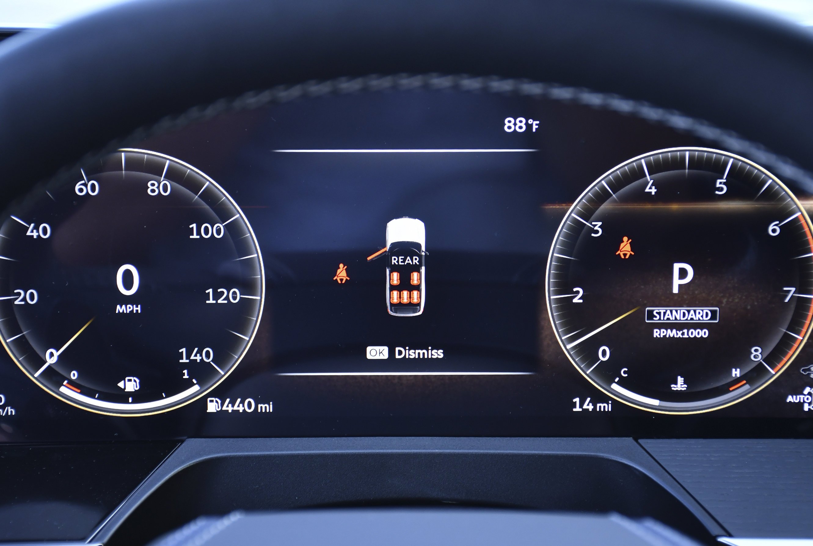 New 2026 2T RADIANT WHIT INFINITI Sport 4WD image 10
