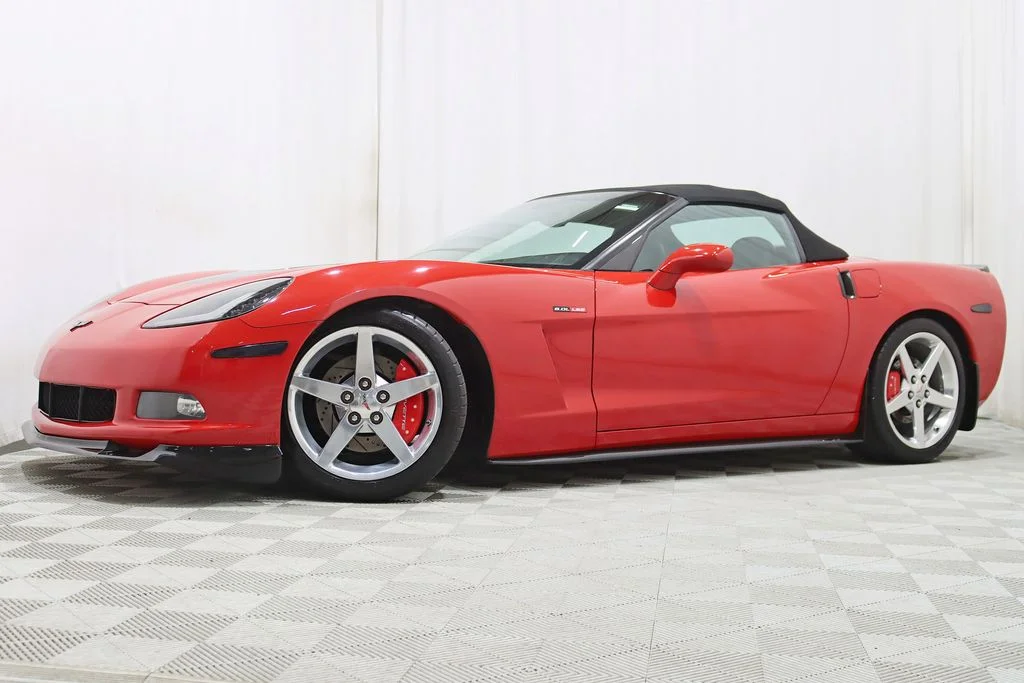 Used 2005 Red Chevrolet Base image 2