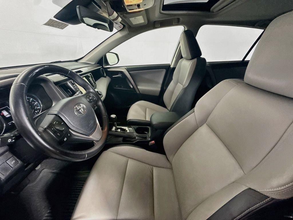 Used 2016 Blizzard Pearl Toyota Limited image 18