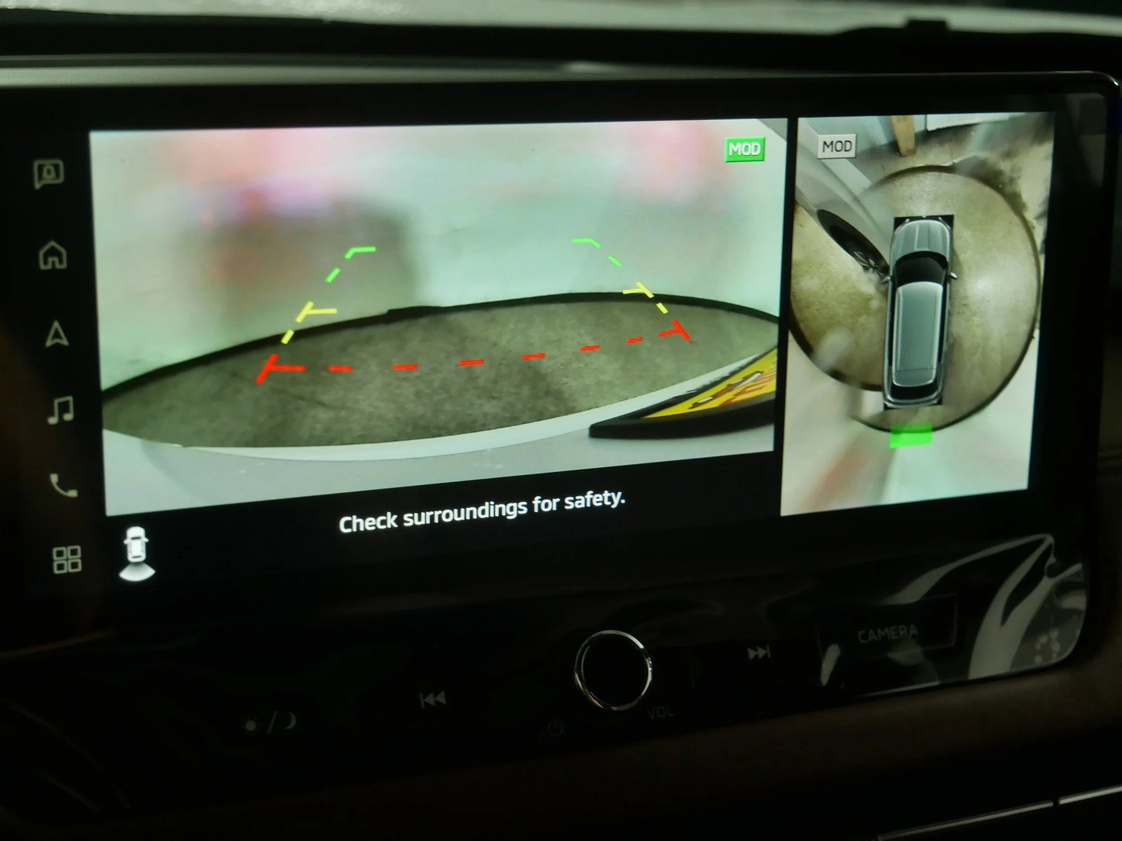 2025 Mitsubishi Outlander SEL - Photo 9