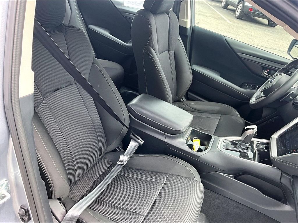 Used 2025 Ice Silver Metallic Subaru Premium image 11