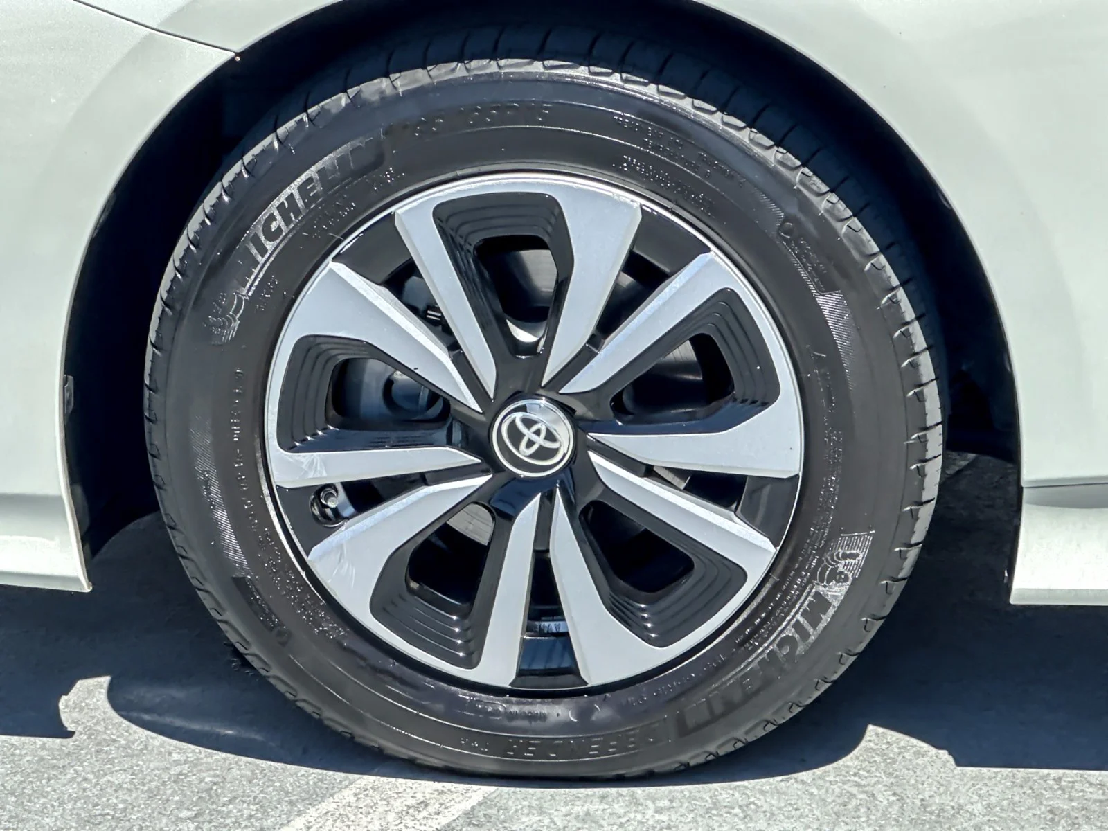 Used 2017 TOYOTA Toyota Advanced image 26